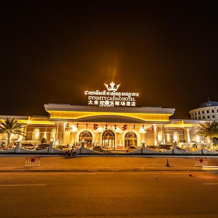 Dynasty Casino Hotel Bavet Exterior foto